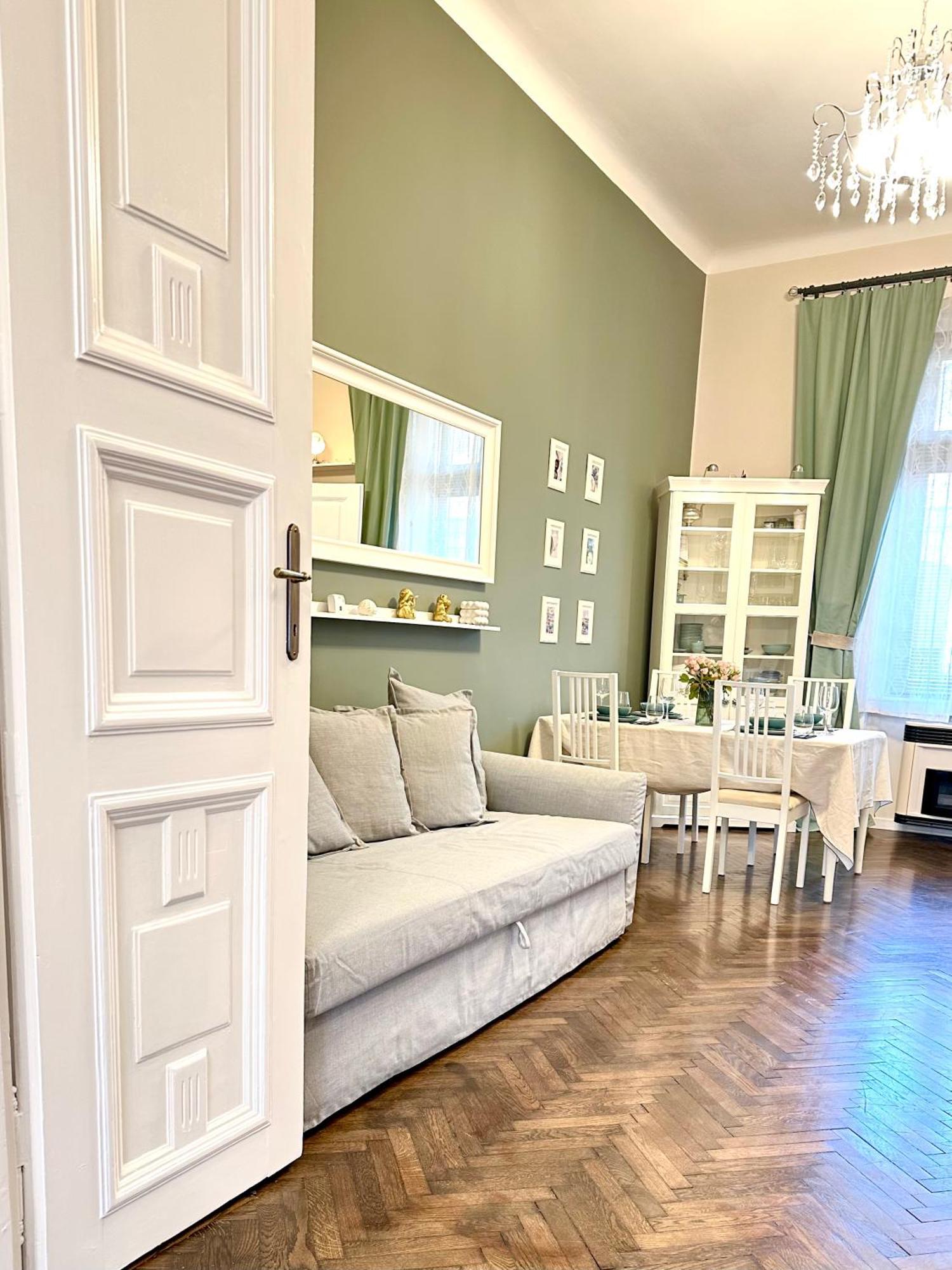 The Spot With Green Chair - Cozy Space Near Danube Budapeste Exterior foto